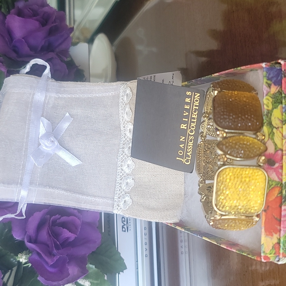 (NWT) John Rivers Collection - Picture 8 of 8